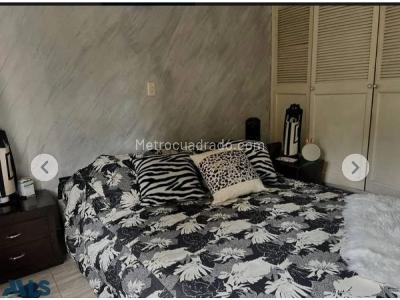 Apartamento de 4 alcobas en venta en Calasanz, Medellín, 145 m² · foto 5 de 14