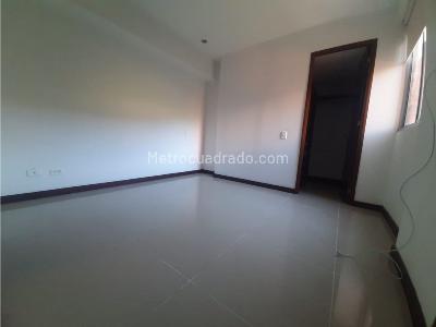 Casa de 3 alcobas en venta en Calasanz, Medellín, 68 m² · foto 8 de 20