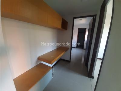 Casa de 3 alcobas en venta en Calasanz, Medellín, 68 m² · foto 14 de 20