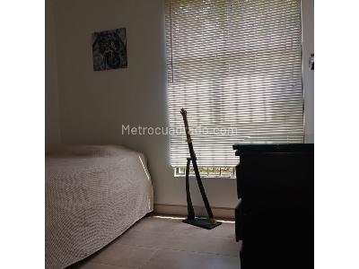 Apartamento de 2 alcobas en venta en Loma De Los Bernal, Medellín, 51 m² · foto 8 de 20