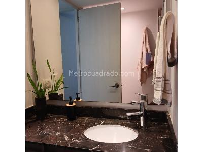 Apartamento de 2 alcobas en venta en Loma De Los Bernal, Medellín, 51 m² · foto 11 de 20