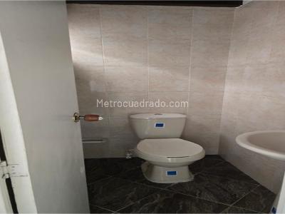 Casa de 5 alcobas en venta en Suramericana, Medellín, 165 m² · foto 9 de 20
