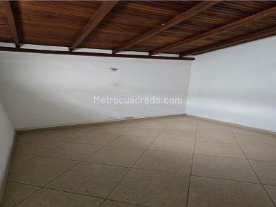 Casa de 5 alcobas en venta en Suramericana, Medellín, 165 m² · foto 17 de 20