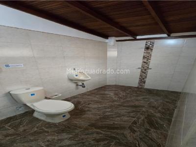Casa de 5 alcobas en venta en Suramericana, Medellín, 165 m² · foto 18 de 20