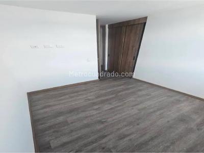 Apartamento de 2 alcobas en venta en Envigado, Envigado, 62 m² · foto 5 de 18