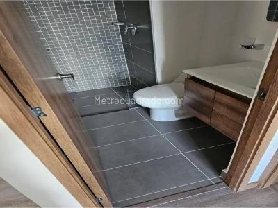 Apartamento de 2 alcobas en venta en Envigado, Envigado, 62 m² · foto 7 de 18