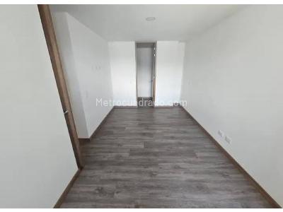 Apartamento de 2 alcobas en venta en Envigado, Envigado, 62 m² · foto 15 de 18