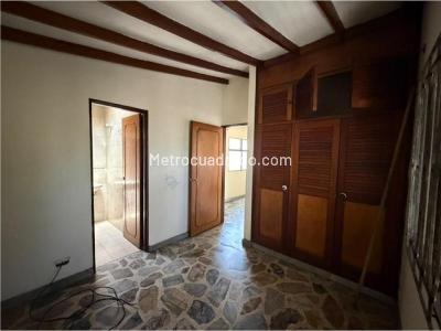 Casa de 3 alcobas en venta en La Gloria, Medellín, 92 m² · foto 6 de 18