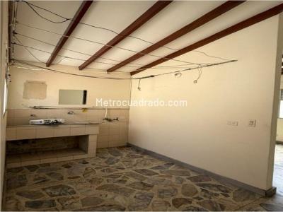 Casa de 3 alcobas en venta en La Gloria, Medellín, 92 m² · foto 18 de 18
