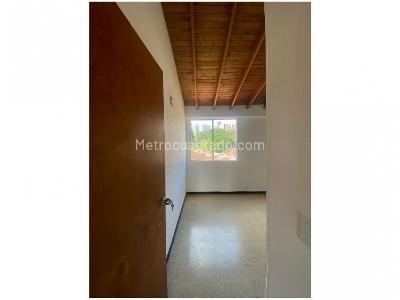 Apartamento de 3 alcobas en venta en Belen La Mota, Medellín, 95 m² · foto 11 de 13