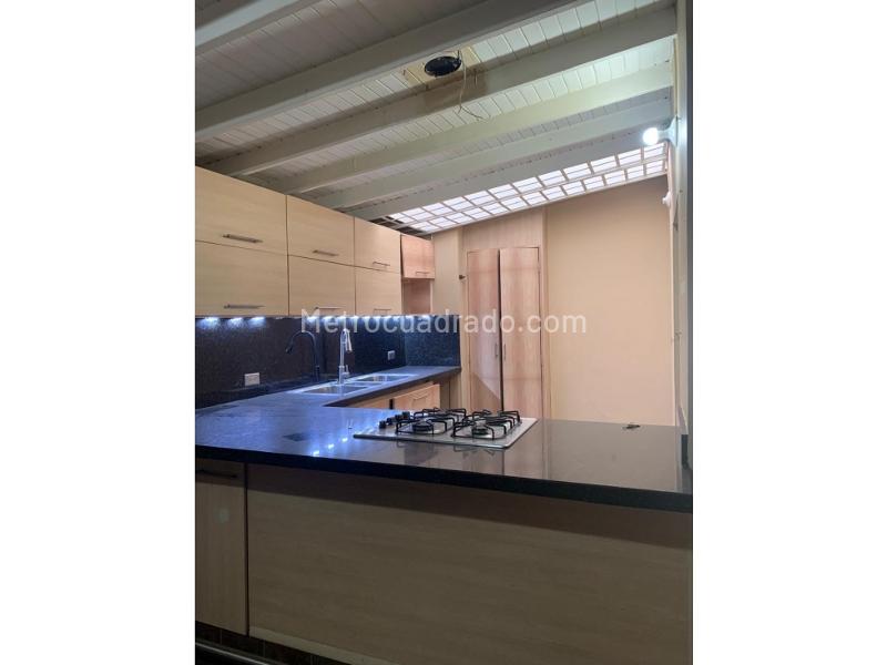 Lote en Venta, Laureles, Medellín - Vista 2