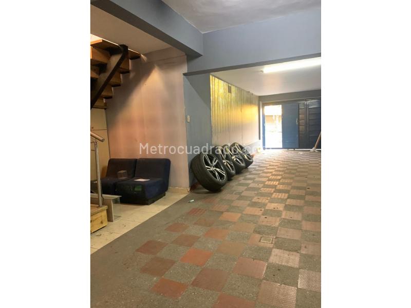 Lote en Venta, Laureles, Medellín - Más