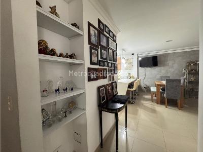 Apartamento de 3 alcobas en venta en Laureles, Medellín, 152 m² · foto 7 de 13