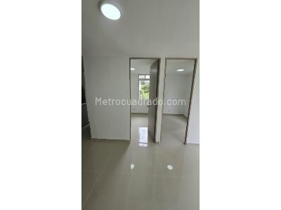 Apartamento de 3 alcobas en venta en Robledo, Medellín, 47 m² · foto 4 de 9