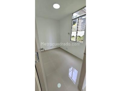 Apartamento de 3 alcobas en venta en Robledo, Medellín, 47 m² · foto 5 de 9