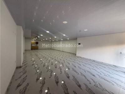Local Comercial en Arriendo, Cabañas, Bello
