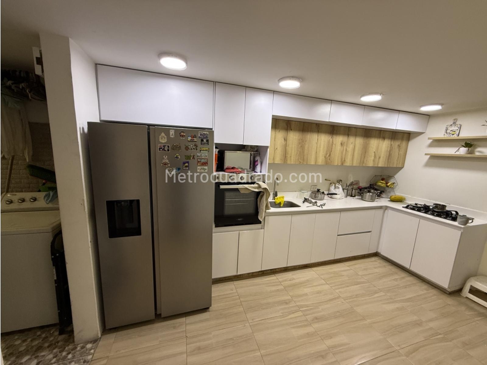 Casa de 5 habitaciones en venta en La America Barrio Cristobal, Medellín — imagen 1 de 20