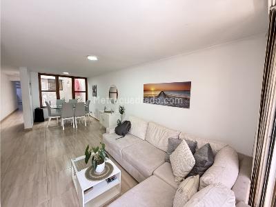 Casa de 5 alcobas en venta en Simón Bolívar, Medellín, 143 m² · foto 3 de 20