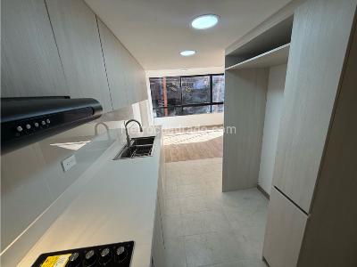 Apartamento de 3 alcobas en venta en Zona 2, Envigado, 113 m² · foto 8 de 20
