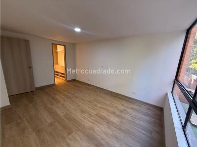 Apartamento de 3 alcobas en venta en Zona 2, Envigado, 113 m² · foto 14 de 20