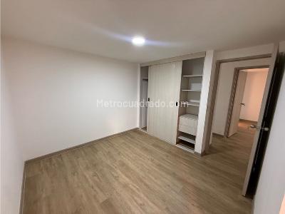 Apartamento de 3 alcobas en venta en Zona 2, Envigado, 113 m² · foto 19 de 20