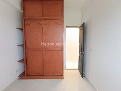Apartamento de 3 alcobas en arriendo en Florida Norteamerica, Bello, 61 m² · foto 8 de 20