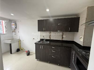 Apartamento de 3 alcobas en venta en Belen, Medellín, 52 m² · foto 4 de 13
