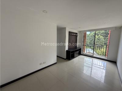Apartamento de 3 alcobas en venta en Belen, Medellín, 52 m² · foto 5 de 13