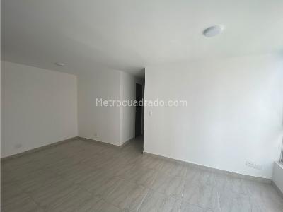 Apartamento de 3 alcobas en venta en Monteclaro, Medellín, 44 m² · foto 8 de 12
