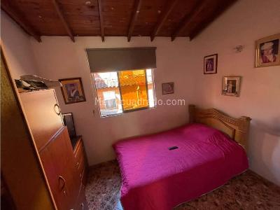 Casa de 3 alcobas en venta en Rodeo Alto, Medellín, 68 m² · foto 8 de 20