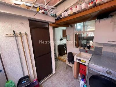 Casa de 3 alcobas en venta en Rodeo Alto, Medellín, 68 m² · foto 13 de 20