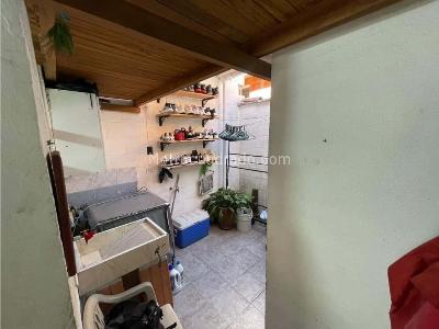 Casa de 3 alcobas en venta en Rodeo Alto, Medellín, 68 m² · foto 16 de 20