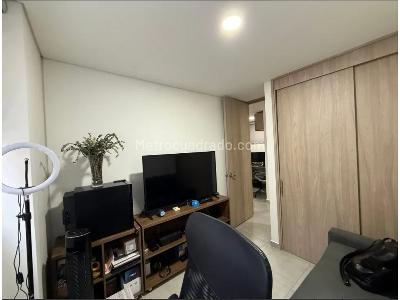 Apartamento de 3 alcobas en venta en La Colina, Medellín, 95 m² · foto 10 de 20