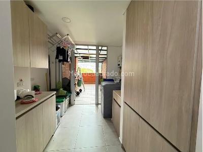 Apartamento de 3 alcobas en venta en La Colina, Medellín, 95 m² · foto 5 de 20