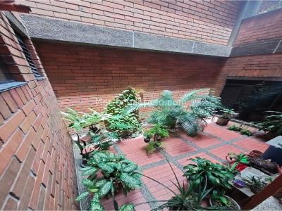 Apartamento de 4 alcobas en venta en Bolivariana, Medellín, 103 m² · foto 10 de 18
