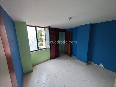 Apartamento de 4 alcobas en venta en Bolivariana, Medellín, 103 m² · foto 4 de 18