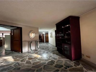 Apartamento de 5 alcobas en venta en Conquistadores, Medellín, 144 m² · foto 11 de 20