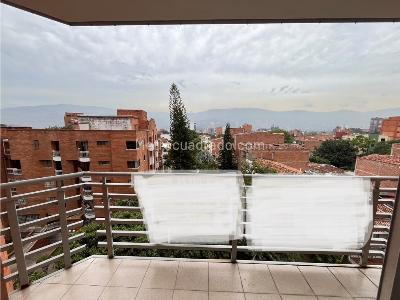 Apartamento de 3 alcobas en venta en La Almeria, Medellín, 85 m² · foto 9 de 20