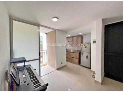 Apartamento de 3 alcobas en venta en La Mina, Envigado, 55 m² · foto 2 de 20