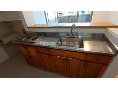 Apartamento de 1 alcoba en venta en La Aguacatala, Medellín, 65 m² · foto 3 de 20