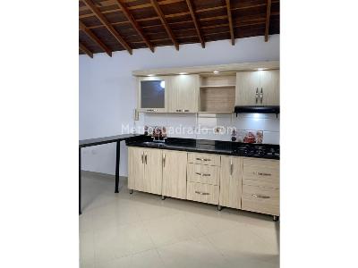 Apartamento de 3 alcobas en arriendo en Santa Ana, Bello, 65 m² · foto 5 de 11