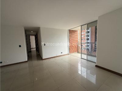 Apartamento de 3 alcobas en arriendo en Cumbres, Envigado, 104 m² · foto 3 de 20
