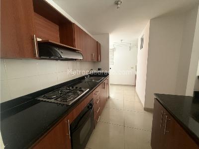 Apartamento de 3 alcobas en arriendo en Cumbres, Envigado, 104 m² · foto 5 de 20