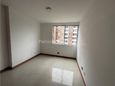 Apartamento de 3 alcobas en arriendo en Cumbres, Envigado, 104 m² · foto 20 de 20