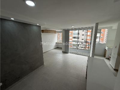 Apartamento de 2 alcobas en arriendo en La Navarra, Bello, 55 m² · foto 13 de 15
