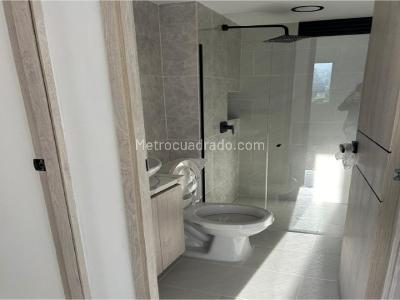 Apartamento de 3 alcobas en venta en La Floresta, Medellín, 58 m² · foto 15 de 20