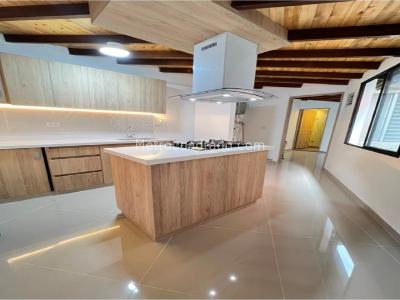 Apartamento de 3 alcobas en venta en El Danubio, Medellín, 77 m² · foto 3 de 20