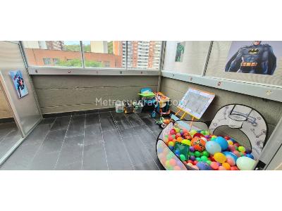 Apartamento de 3 alcobas en venta en Los Colores, Medellín, 114 m² · foto 16 de 20