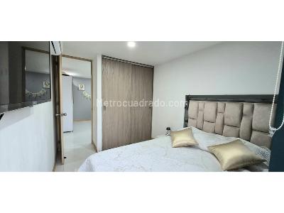 Apartamento de 3 alcobas en venta en Los Colores, Medellín, 114 m² · foto 4 de 20