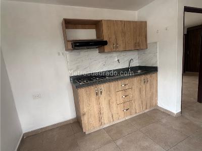 Apartamento de 2 alcobas en arriendo en La Pilarica, Medellín, 65 m² · foto 2 de 14